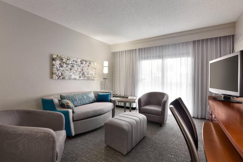 スイート, Courtyard Fort Myers Cape Coral
