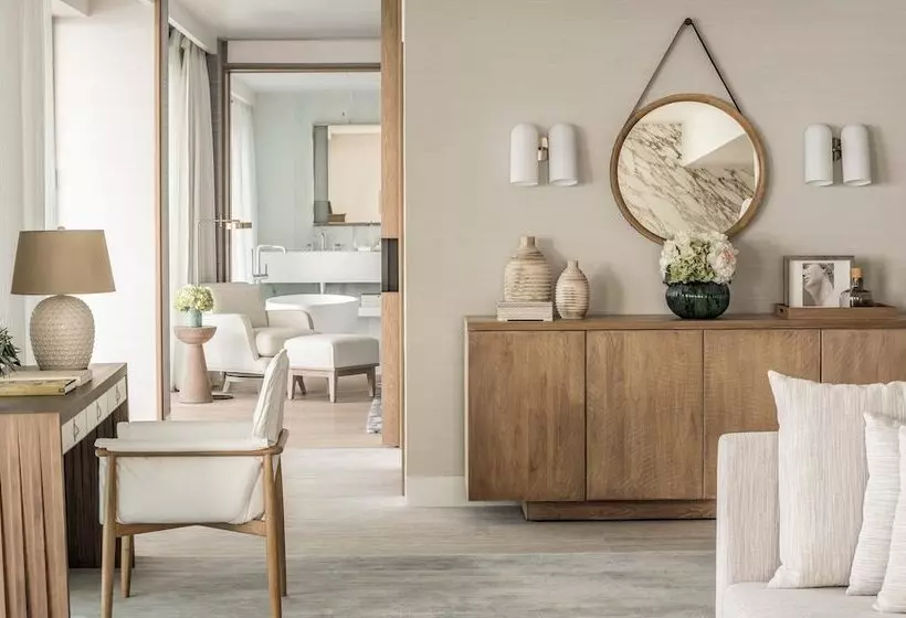 オーシャンビュースイート, Four Seasons Astir Palace Athens
