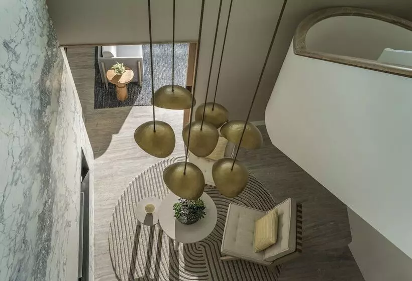 スイート, Four Seasons Astir Palace Athens