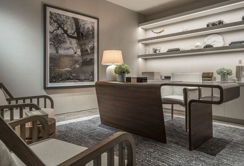 סוויטה מלכותית 2 חדרים, Four Seasons Astir Palace Athens