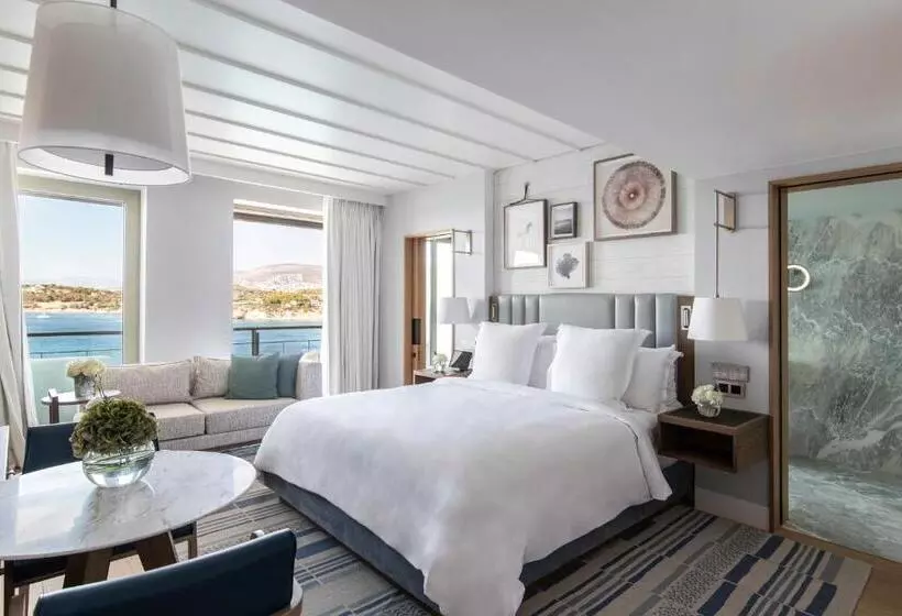 キングサイズベッドのスタンダードルーム, Four Seasons Astir Palace Athens