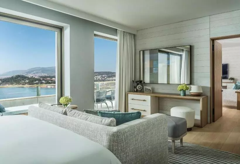 キングサイズベッドのスイートルーム, Four Seasons Astir Palace Athens