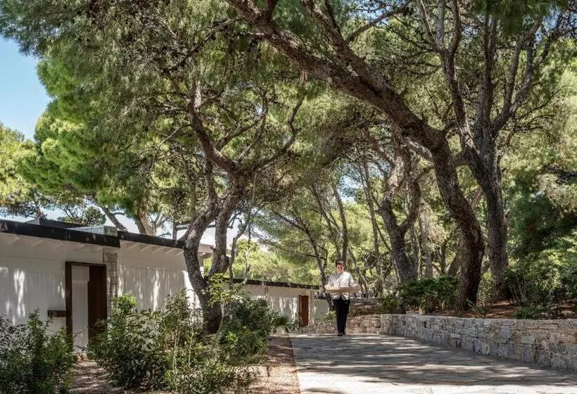 スタンダードバンガロー, Four Seasons Astir Palace Athens