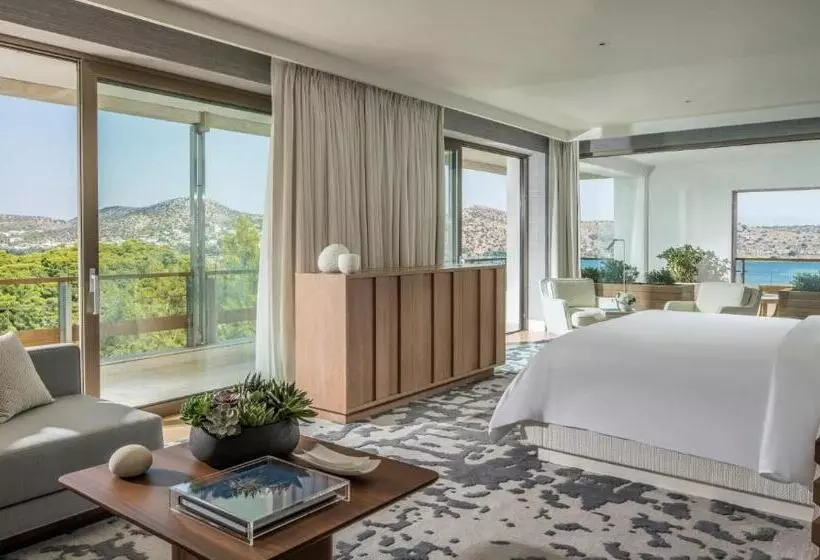 スイート, Four Seasons Astir Palace Athens