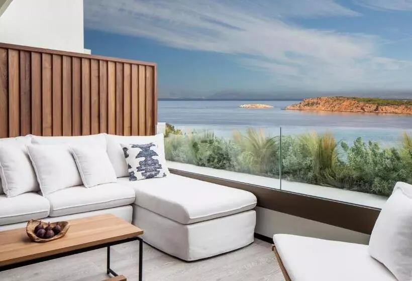 キングサイズベッドのスタンダードルーム, Four Seasons Astir Palace Athens