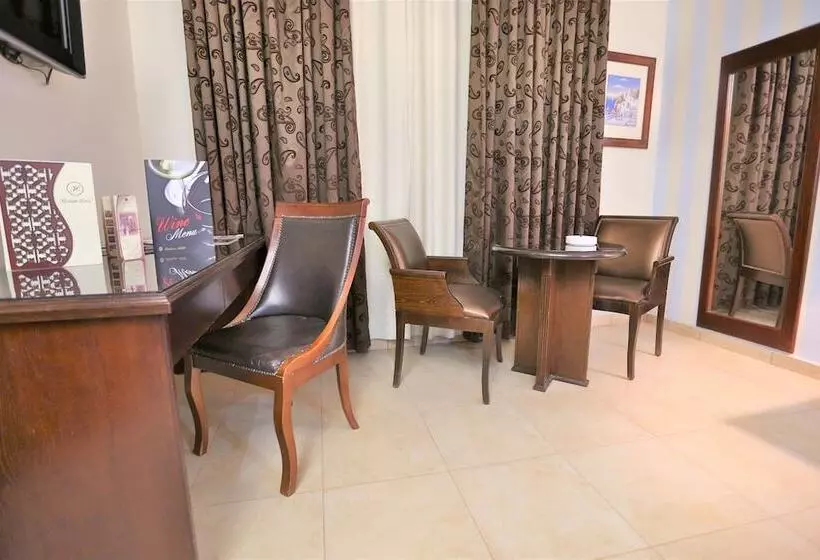 اتاق استاندارد سه نفره, Hisham Hotel Amman
