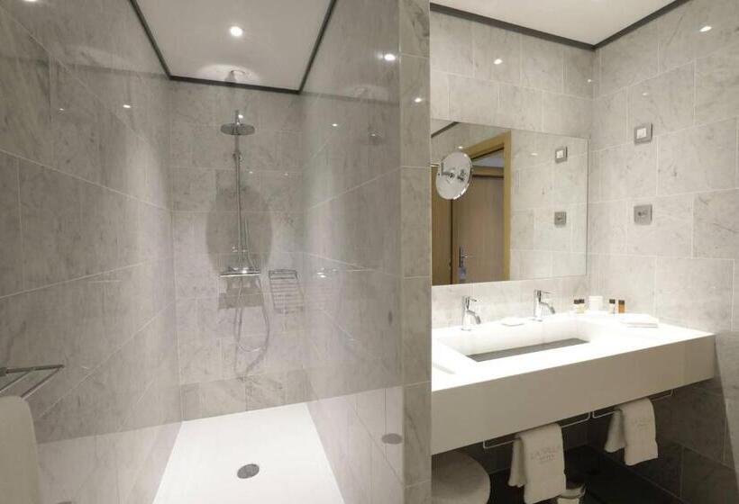 اتاق لوکس با چشمانداز دریا, La Villa Calvi