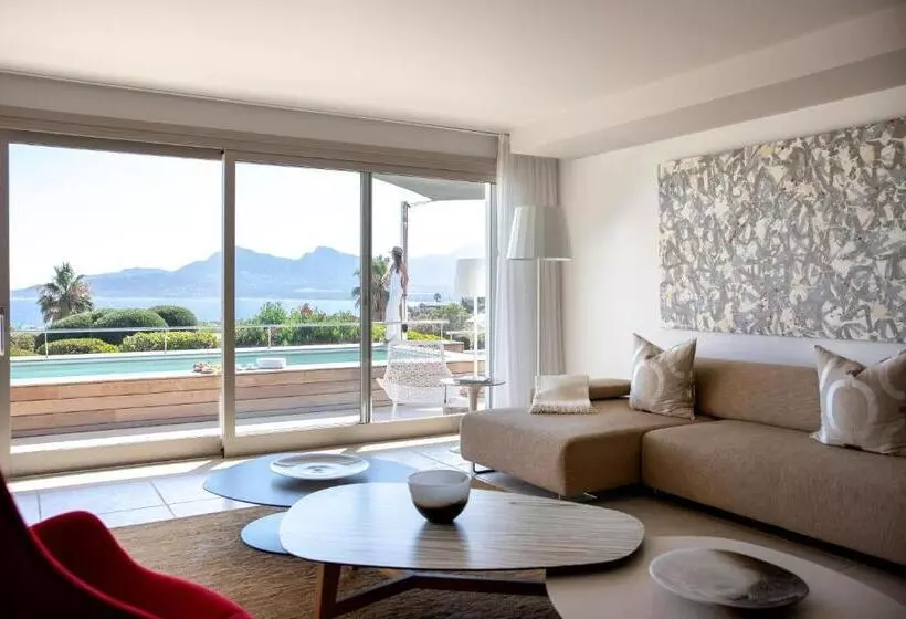 آپارتمان پرستیژ 1 خوابه, La Villa Calvi