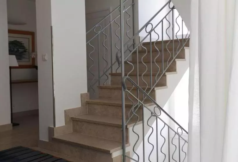 ویلای 1 خوابه با چشم‌انداز دریا, La Villa Calvi