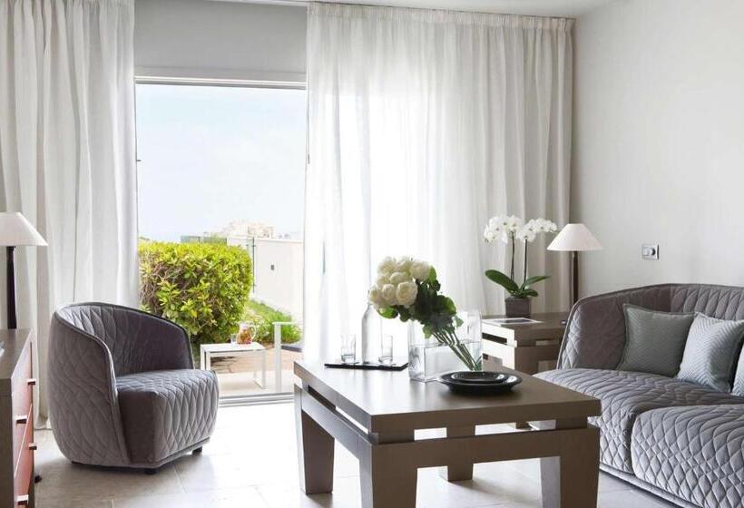 سوئیت مستر با چشمانداز دریا, La Villa Calvi