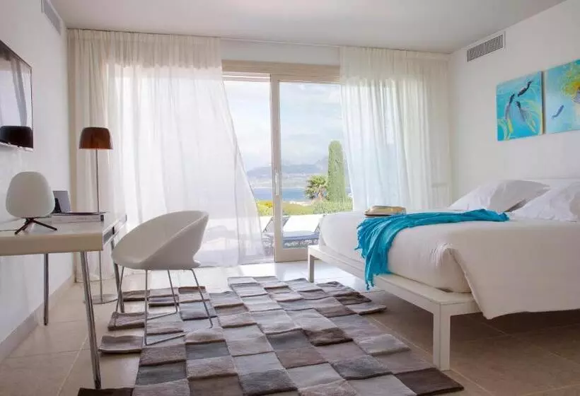 آپارتمان پرستیژ 1 خوابه, La Villa Calvi