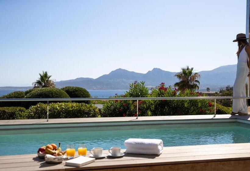 آپارتمان پرستیژ 1 خوابه, La Villa Calvi