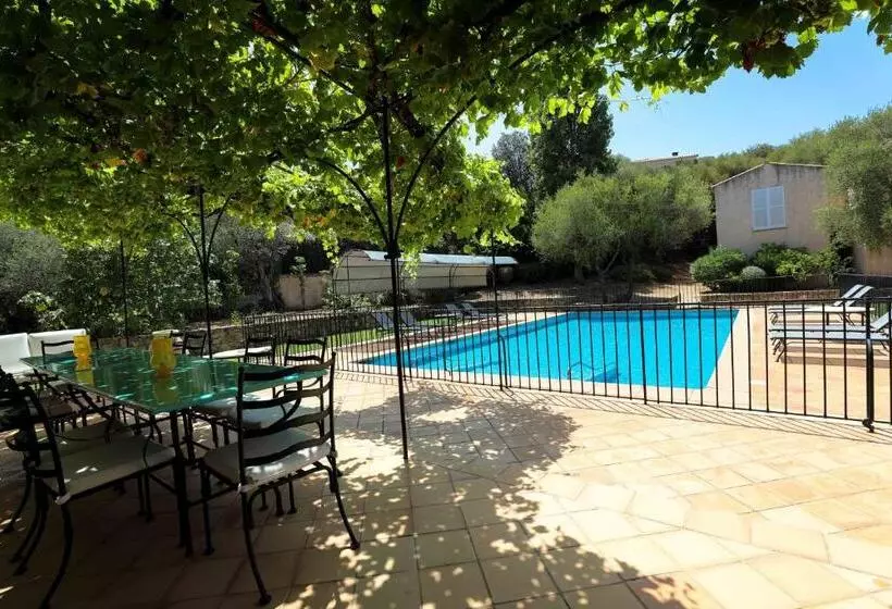 ویلای 1 خوابه با چشم‌انداز باغ, La Villa Calvi