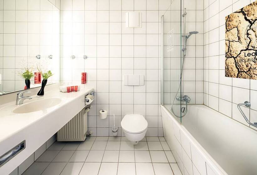 اتاق راحتی سه تخته, Leonardo Boutique Hotel Berlin City South