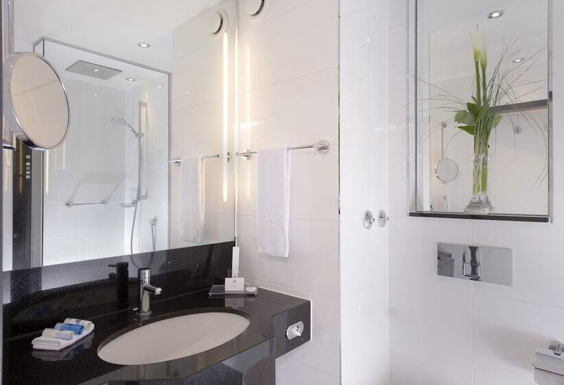 Классический Номер, Maritim Hotel München