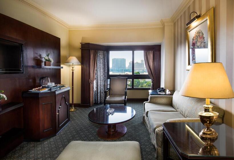 سوئیت 2 خوابه, Pyramisa Suites Hotel Cairo