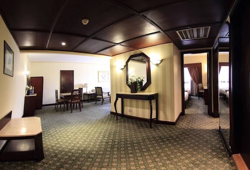 3 Bedroom Suite, Pyramisa Suites Hotel Cairo