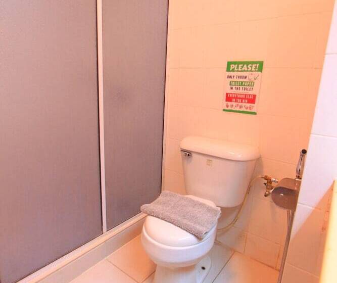 スタンダードルーム, Telang Usan