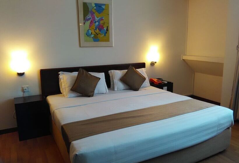 ファミリールーム, Telang Usan