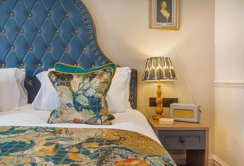 クラシックルーム, The George Hotel, Amesbury, Wiltshire