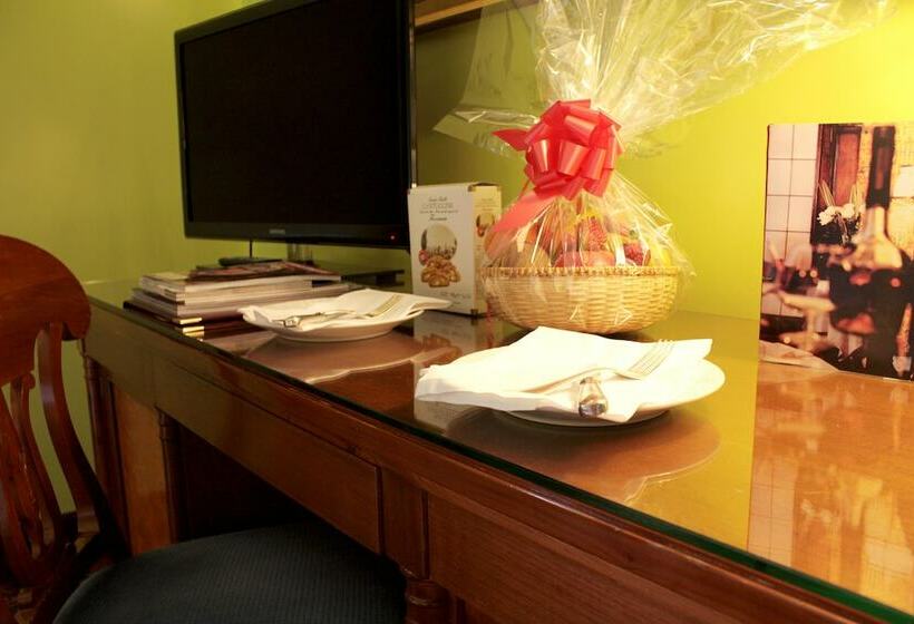 اتاق خانوادگی, Albani Firenze