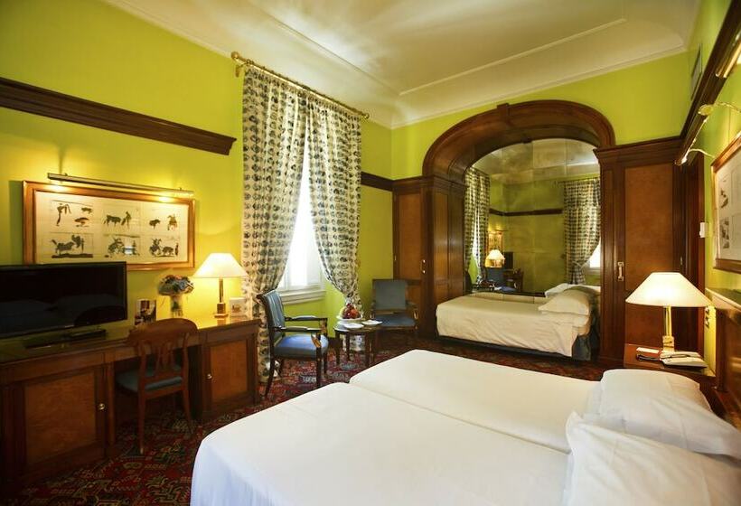 اتاق استاندارد سه نفره, Albani Firenze