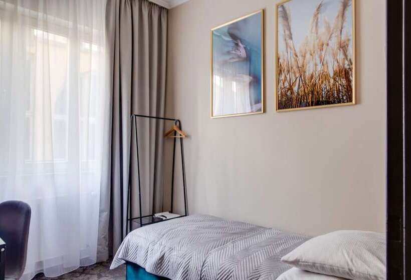 اتاق استاندارد یک نفره, Andante