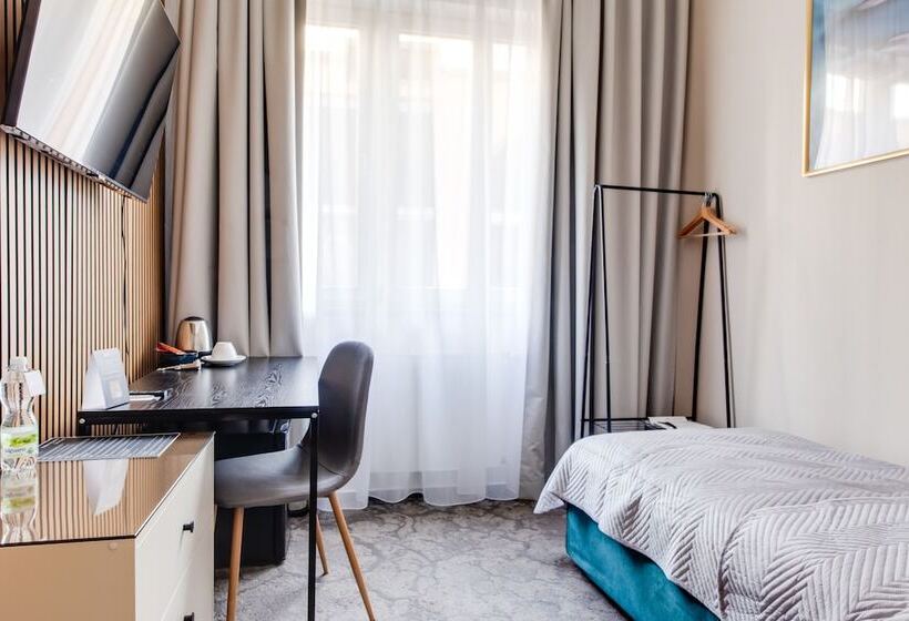 اتاق استاندارد یک نفره, Andante