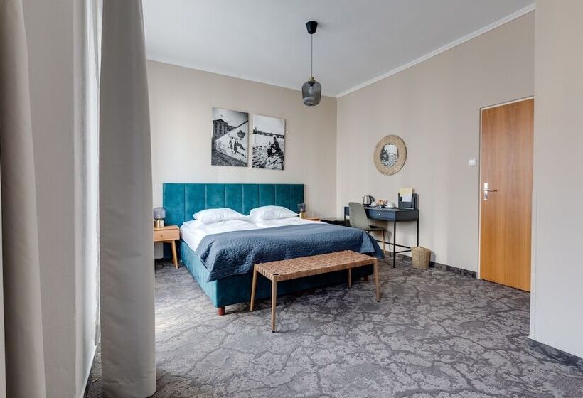 اتاق استاندارد, Andante