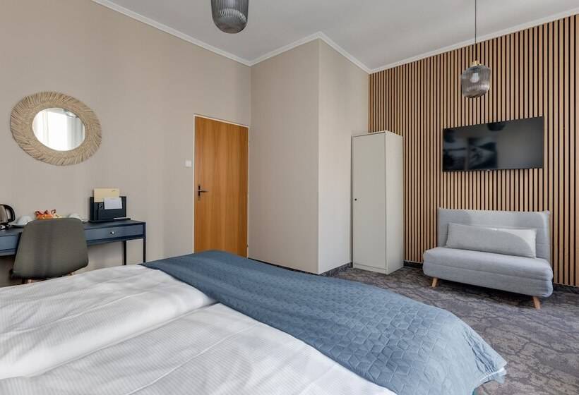 Quarto Estandar, Andante