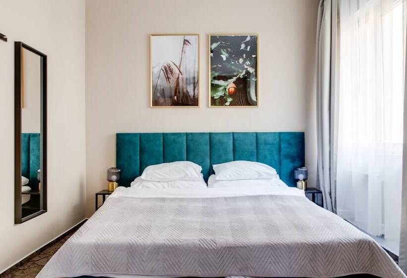 Quarto Triplo Estandar, Andante