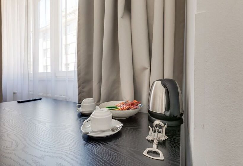 اتاق استاندارد چهار تخته, Andante