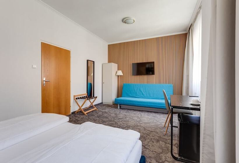 اتاق استاندارد چهار تخته, Andante