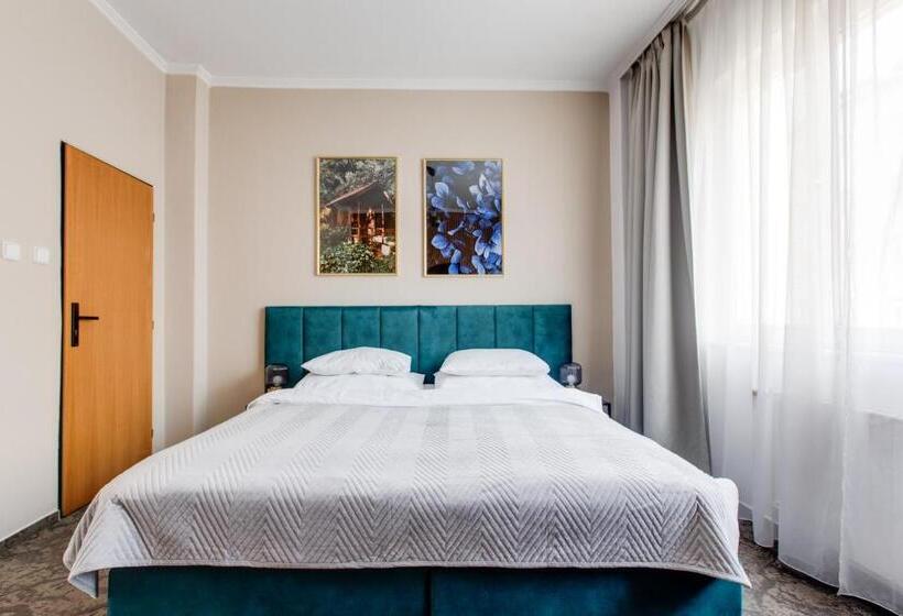 Quarto Estandar, Andante