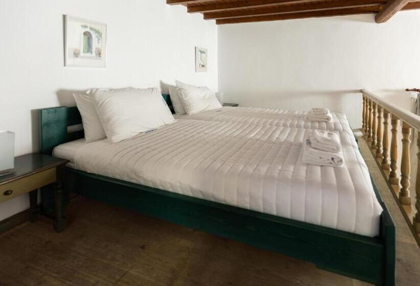 Номер Дюплекс, Andromeda Residence