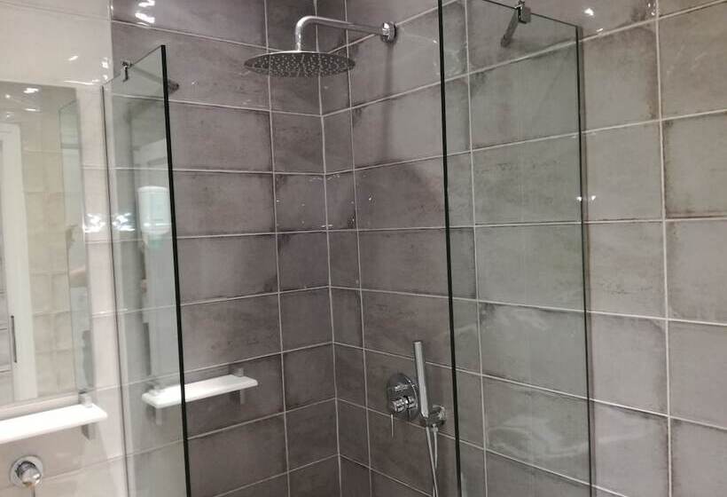 Номер Дюплекс, Andromeda Residence