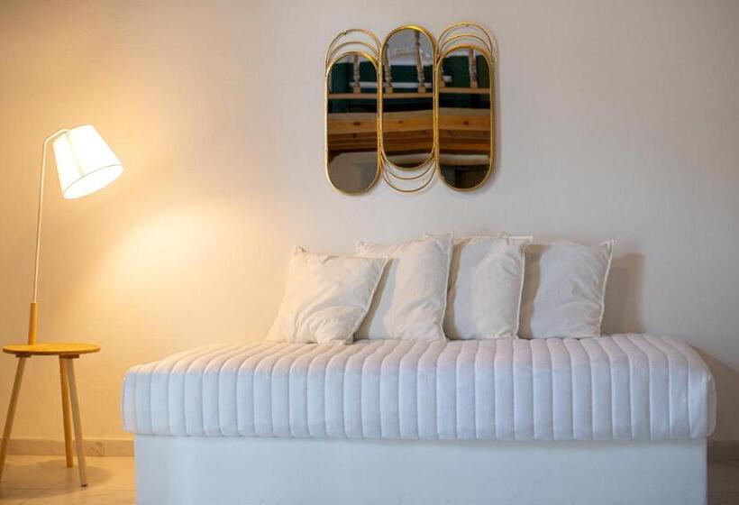 Номер Дюплекс, Andromeda Residence