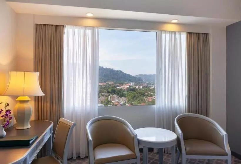 اتاق لوکس با تخت بزرگ, Bayview Hotel Langkawi