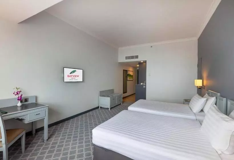 اتاق پرمیوم با چشم‌انداز دریا, Bayview Hotel Langkawi