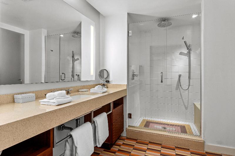 Номер Deluxe, Bayview Hotel Langkawi