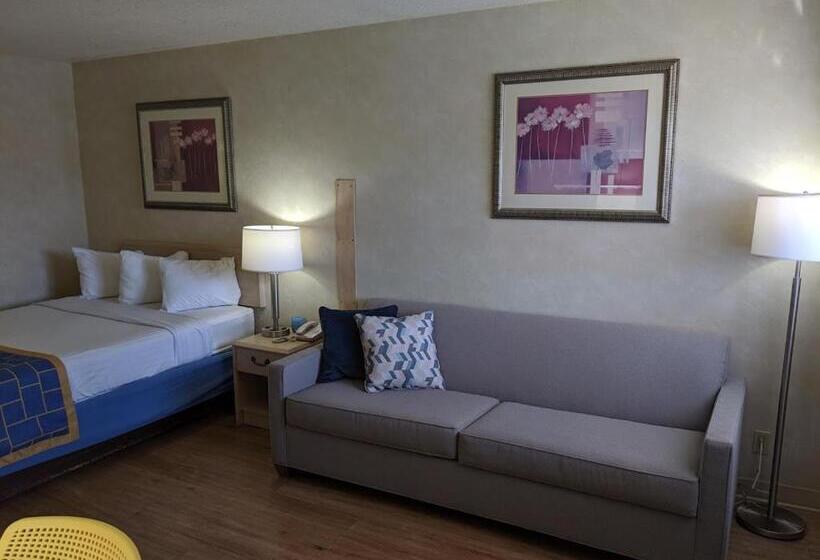 Номер Стандарт, Days Inn By Wyndham Bullhead City