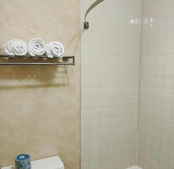 חדר סטנדרט עם מיטת קינג, Days Inn By Wyndham Bullhead City