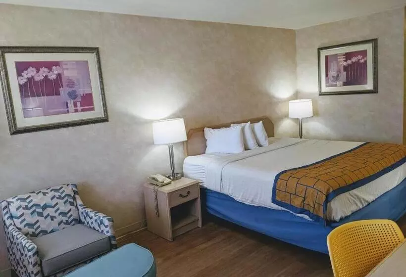 キングサイズベッドのスタンダードルーム, Days Inn By Wyndham Bullhead City