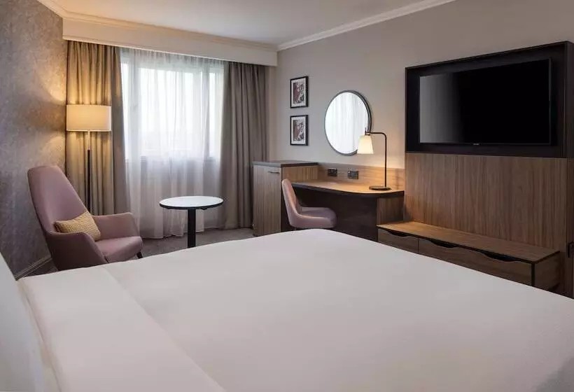 デラックスルーム, Doubletree By Hilton Dartford Bridge