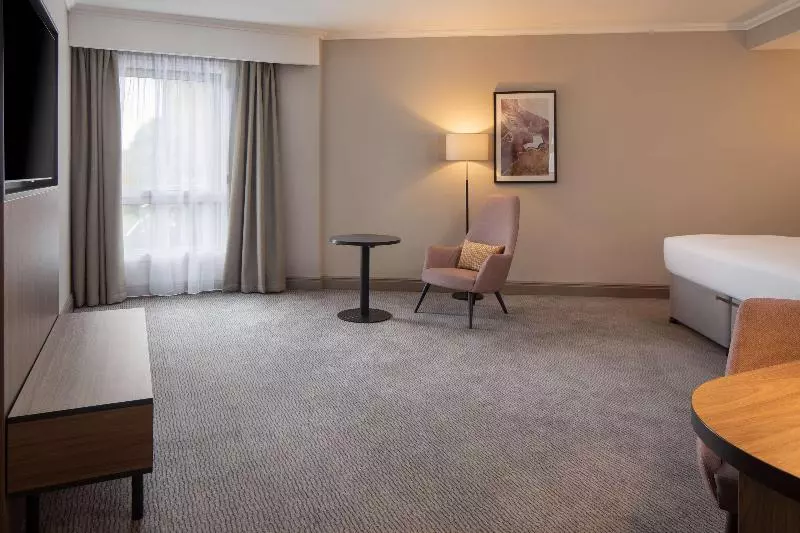 デラックスルーム, Doubletree By Hilton Dartford Bridge