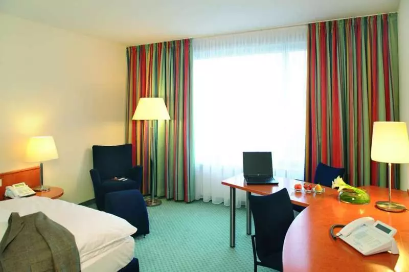 スタンダードルーム, Maritim Hotel Frankfurt