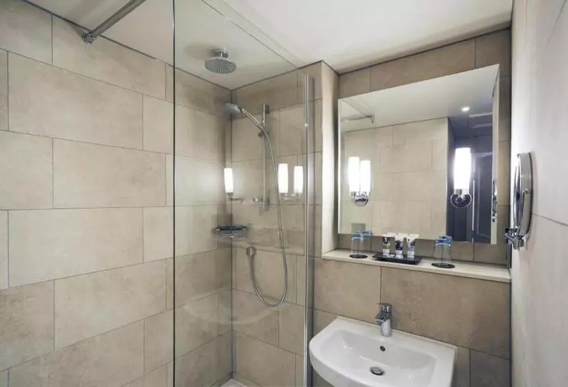 Classic Yhden Hengen Huone, Mercure Oxford Eastgate