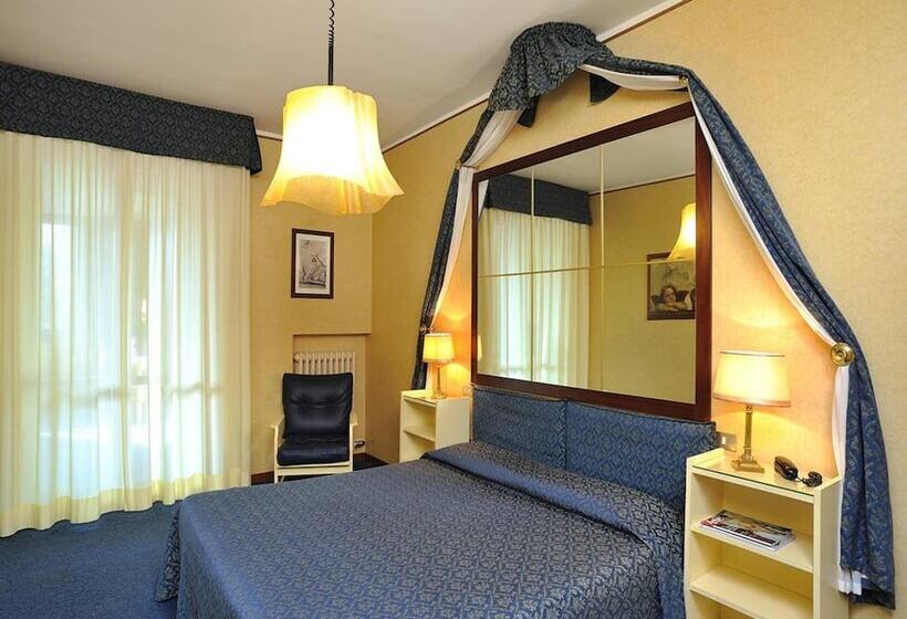 行政房间, & Residence Dei Duchi