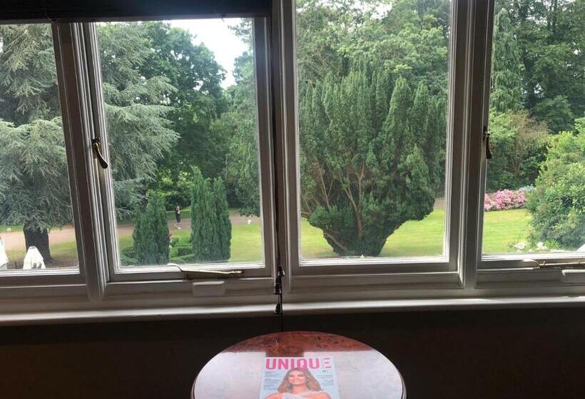 Номер Deluxe Кровать Кинг, Rowhill Grange Hotel & Utopia Spa