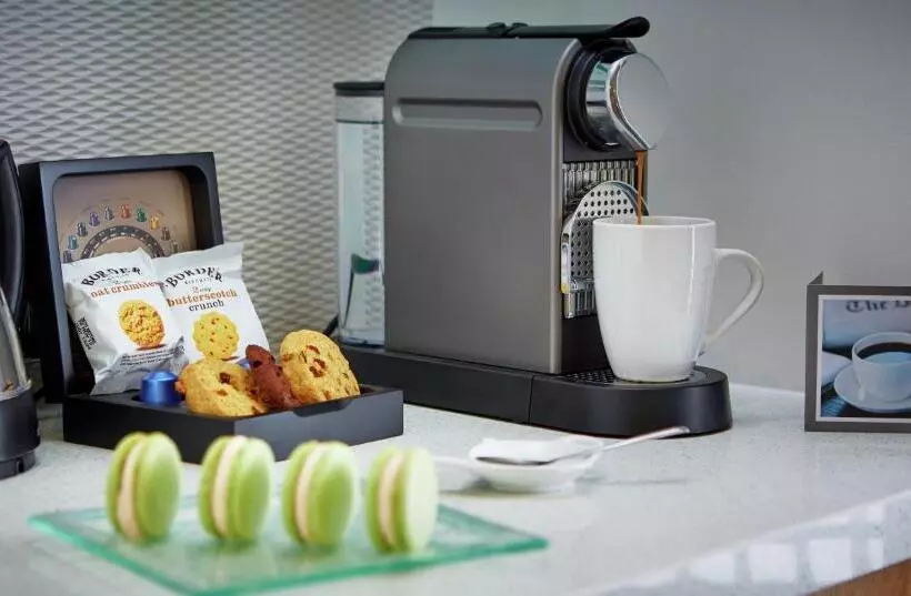 キングサイズベッドのデラックスルーム, Rowhill Grange Hotel & Utopia Spa